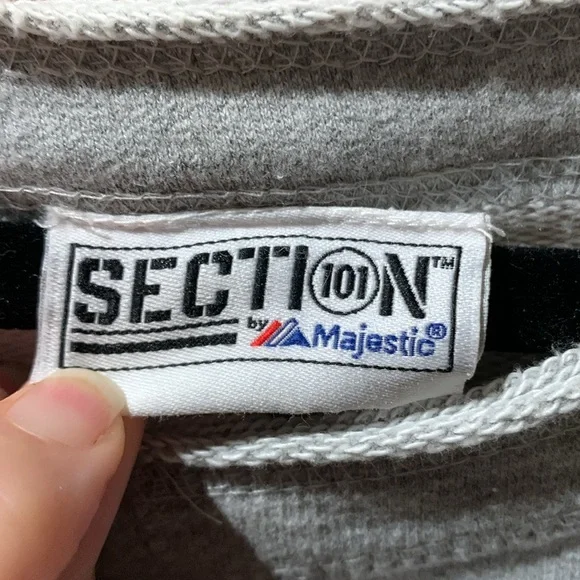 Cute distressed, heathered grey sweatshirt Mizzou tigers and lace up neck detail - Picture 3 of 4